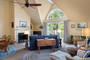 7. Spruce Point Inn Resort And Spa