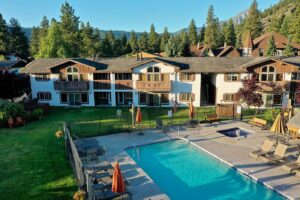 8. Icicle Village Resort