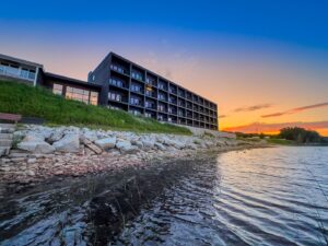 8. Terrace Bay Hotel - Lakefront