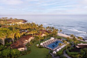best resorts in kailua-kona hawaii