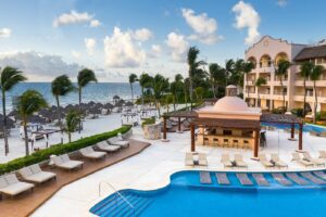 1. Excellence Riviera Cancun