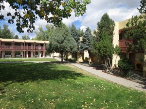2. El Pueblo Lodge