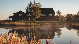 2. Gallatin River Lodge