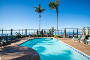 2. Inn at the Cove