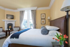 3. West Cliff Inn