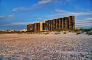 4. Shell Island Resort