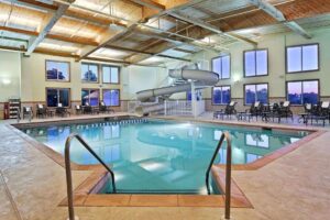 5. Country Inn & Suites by Radisson, Galena, IL