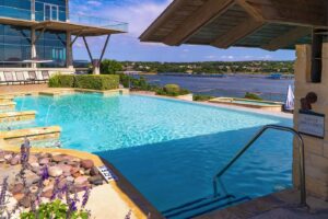 5. Lakeway Resort & Spa