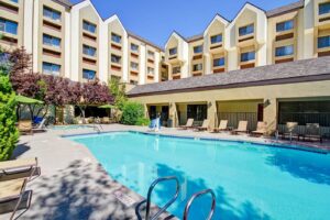 7. Doubletree By Hilton Hotel Flagstaff