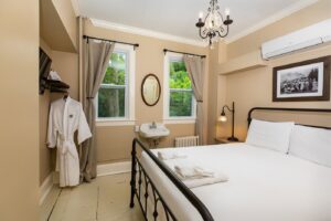 7. Pine Cottage Bed & Breakfast