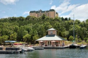 1. Chateau on the Lake Resort Spa & Convention Center