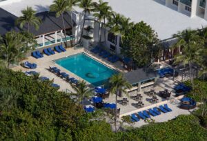 1. Jupiter Beach Resort & Spa