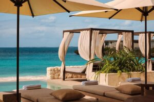 1. Rosewood Miyakojima