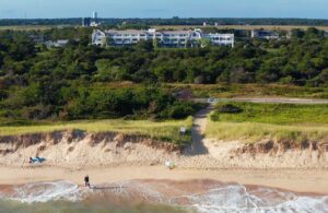 1. Winnetu Oceanside Resort