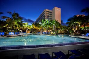 2. DoubleTree Resort by Hilton Hollywood Beach