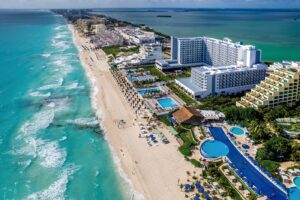 2. Hotel Riu Palace Kukulkan