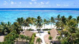 2. MOTU Beachfront Art Villas