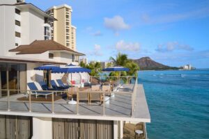 2. OUTRIGGER Reef Waikiki Beach Resort