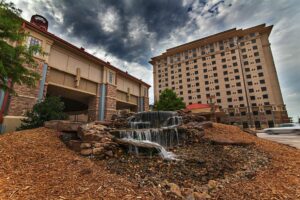3. Grand Hotel Resort