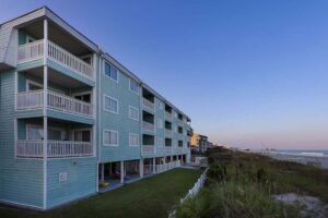 3. Sandpebble Beach Club Surfside Beach – A Ramada by Wyndham