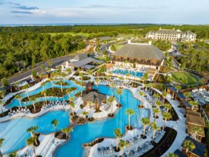 4. Camp Creek Inn