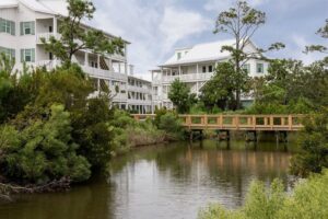 4. The Dunlin, Auberge Resorts Collection