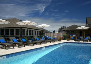 5. Cliffside Beach Club