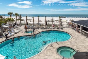 6. DiamondHead Beach Resort