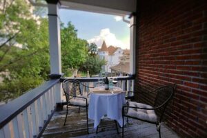6. Hotel Vendome