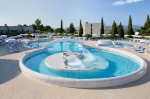 7. Bluesun Holiday Village Bonaca