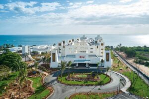 8. Hotel Riu Jambo