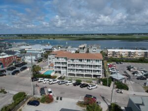8. Sandpeddler Inn & Suites