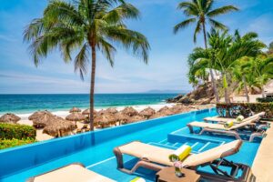 best luxury resorts in Puerto Vallarta