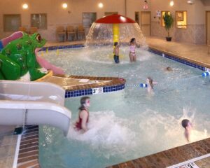 1. Clubhouse Hotel & Suites Sioux Falls