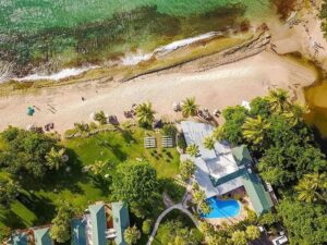 3. Villa Montana Beach Resort