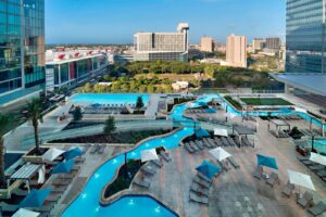4. Marriott Marquis Houston