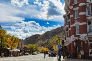 Best affordable and safe places to live in Colorado