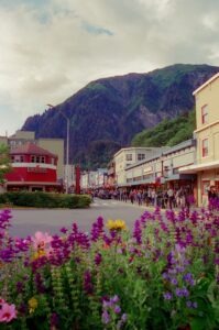 cheapest and safest places to live in Alaska