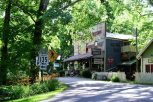cheapest and safest places to live in Indiana