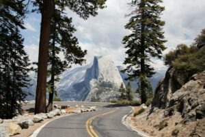 closest airports to Fresno CA
