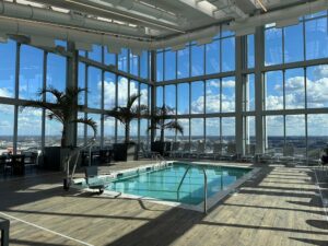 hotels in nashville with indoor pools