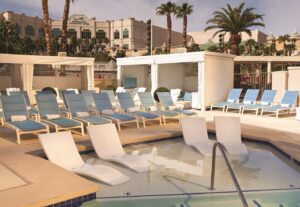 4. W Las Vegas
