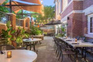 7. The George Washington, a Wyndham Grand Hotel