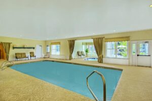 7. The Pointe at Castle Hill Resort & Spa