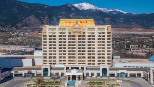 8. The Antlers, A Wyndham Hotel