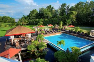 best resort in suriname