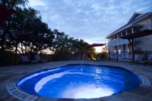1. Gruene River Hotel & Retreat