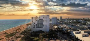 1. Hotel Maren Fort Lauderdale Beach, Curio Collection by Hilton