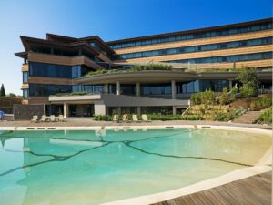 2. A.Roma Lifestyle Hotel