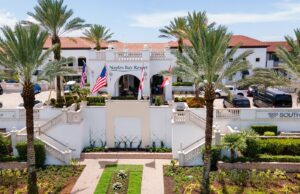 2. Naples Bay Resort & Marina